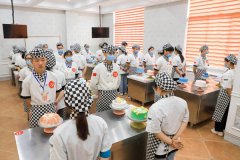 学烘焙不光适合女生,男生也合适